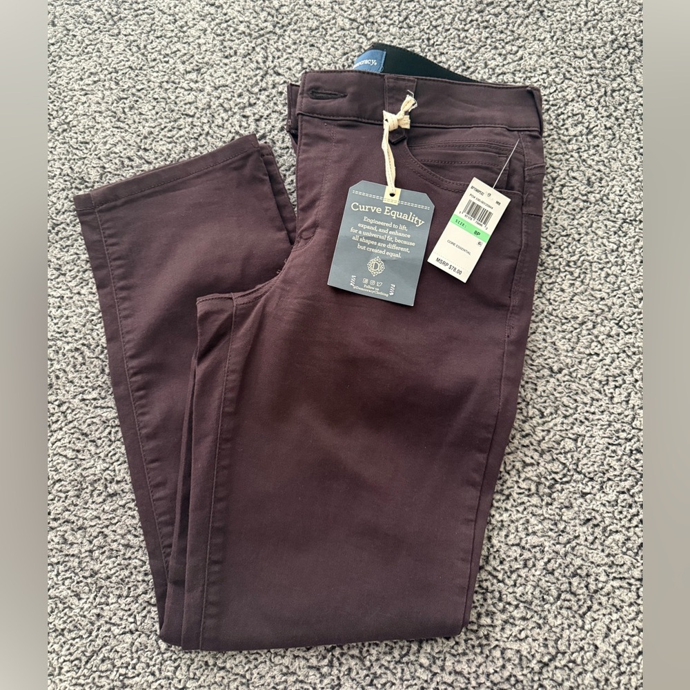Democracy Curve Equality, Colored Jeans (Plum), 8 PETITE